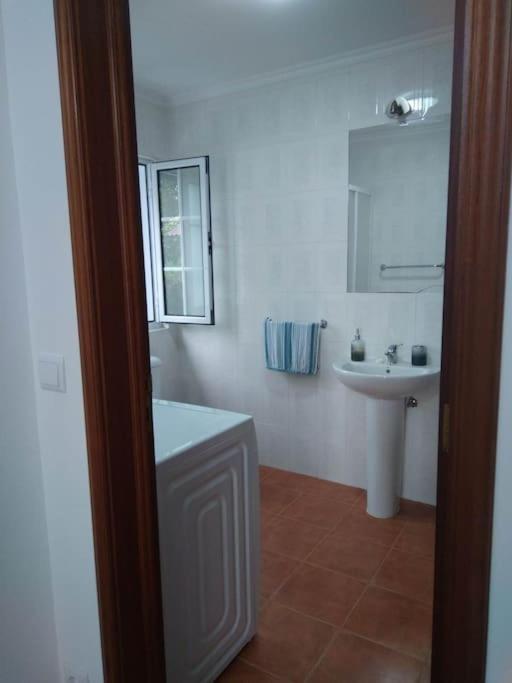 Casa Dos Noveloes Villa ปอนตาเดลกาดา ภายนอก รูปภาพ